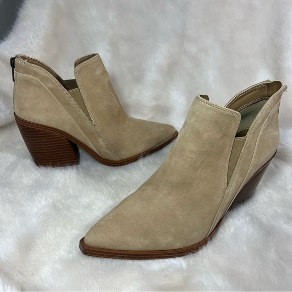 Vince Camuto Shoes - Vince Camuto beige boots suede leather booties coastal cowgirl country festival